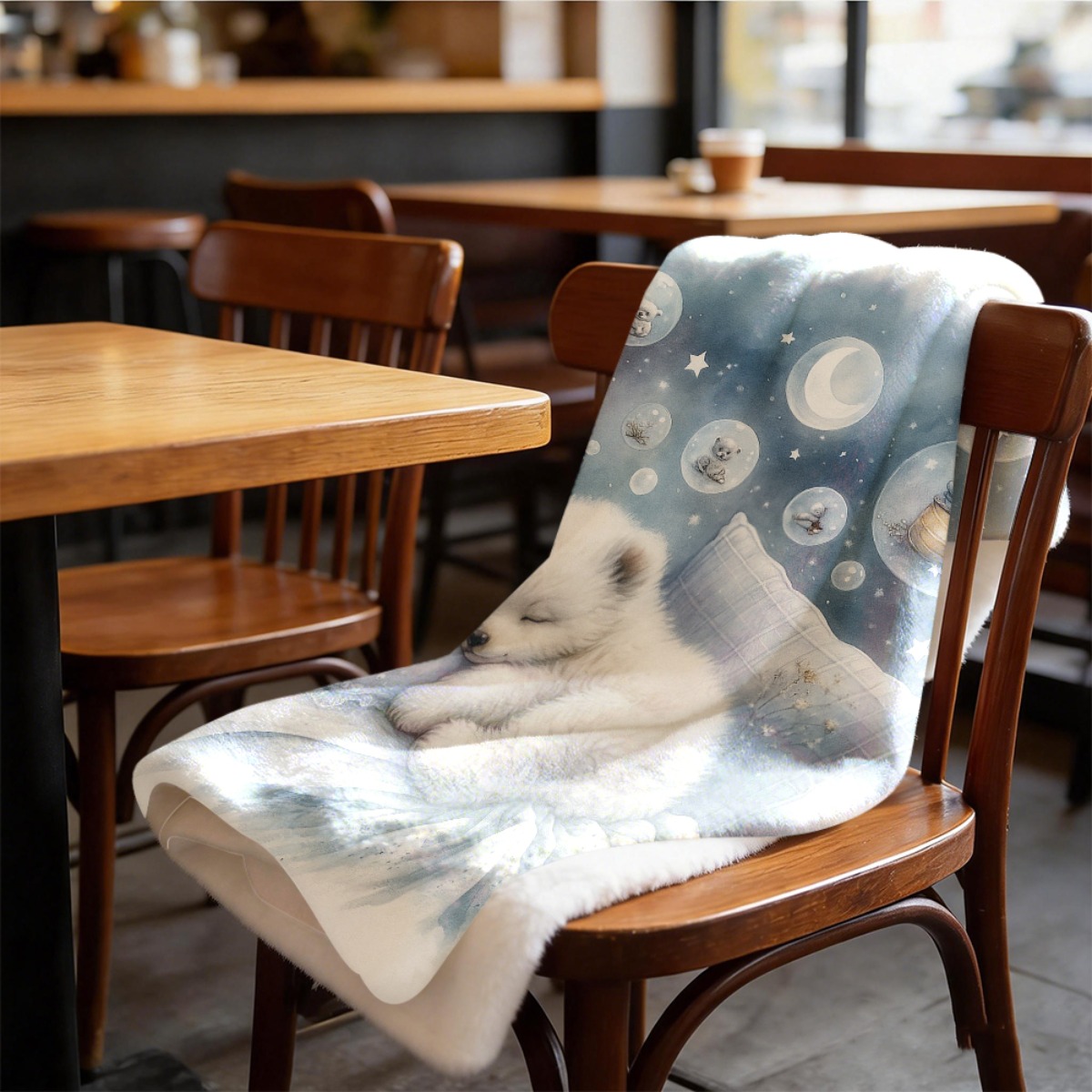 Cozy Polar Bear Nursery Throw  - Baby Nursery Bedding 评论和价格